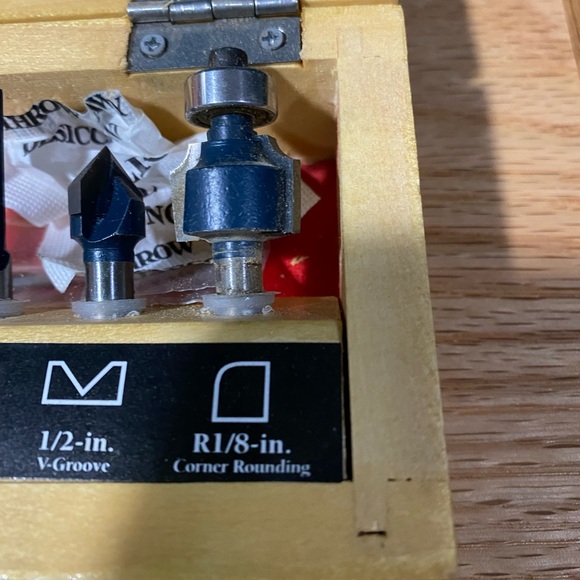 Companion Wood Router Bit Set with Case - Picture 5 of 6